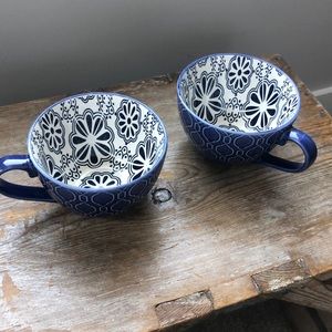 Set of blue coffee cups